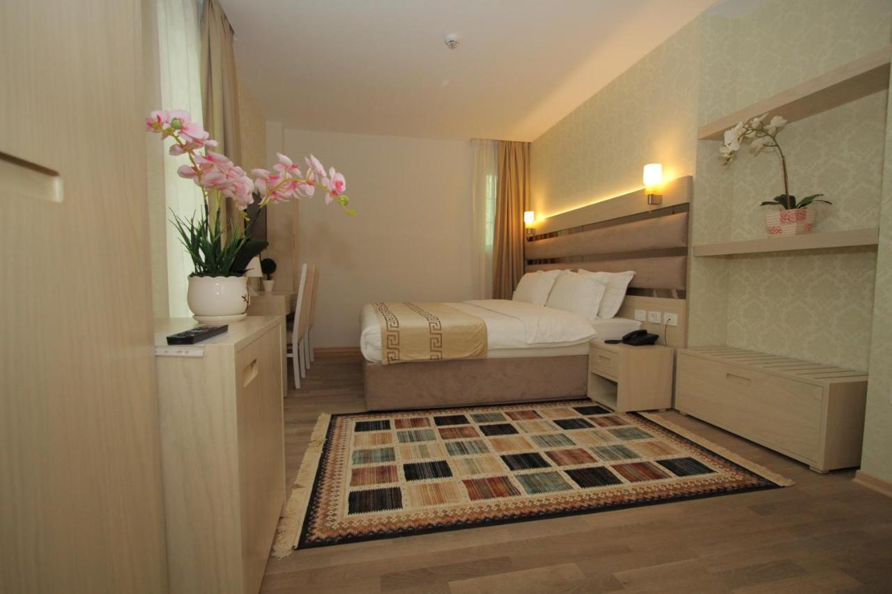Capital Tirana Hotel Bruci ภายนอก รูปภาพ