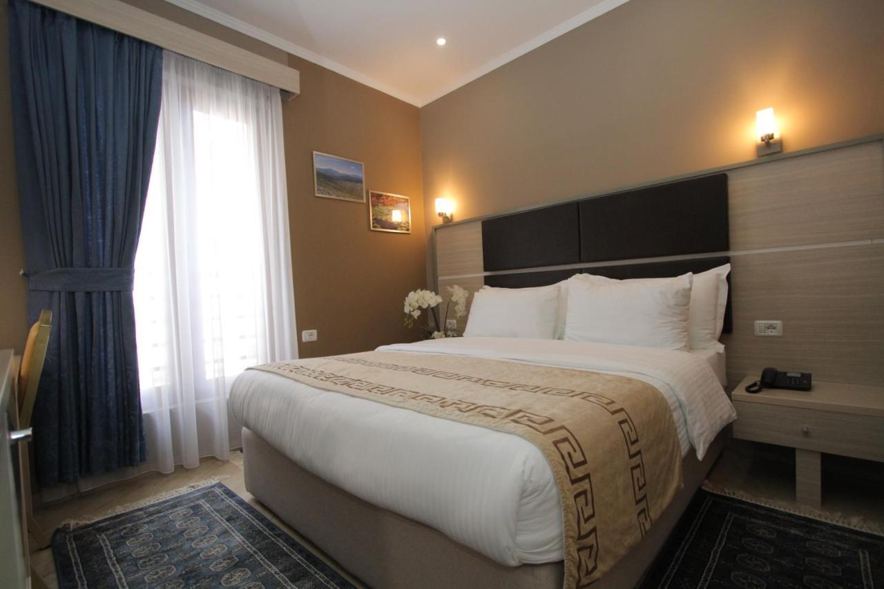 Capital Tirana Hotel Bruci ภายนอก รูปภาพ