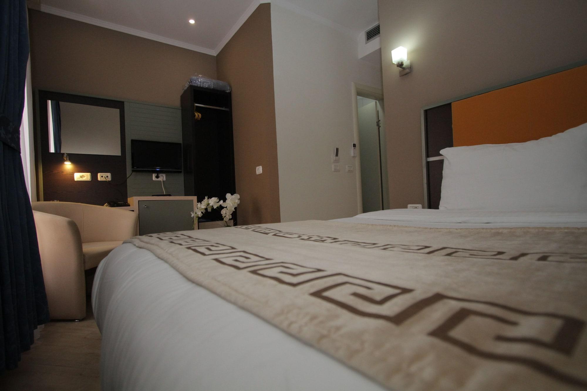 Capital Tirana Hotel Bruci ภายนอก รูปภาพ