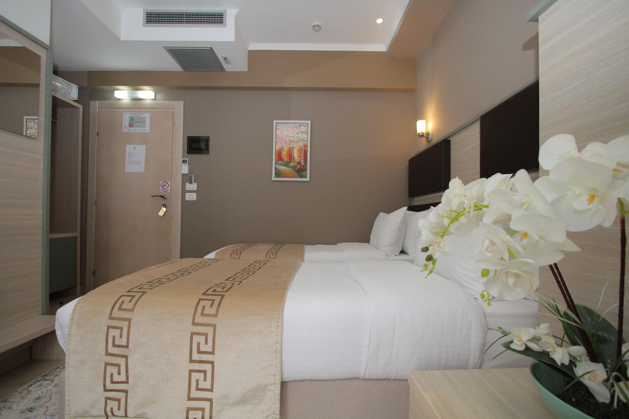 Capital Tirana Hotel Bruci ภายนอก รูปภาพ
