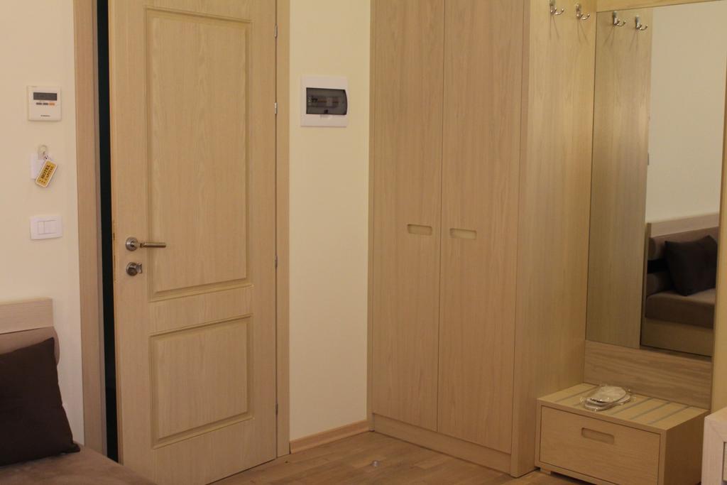 Capital Tirana Hotel Bruci ภายนอก รูปภาพ